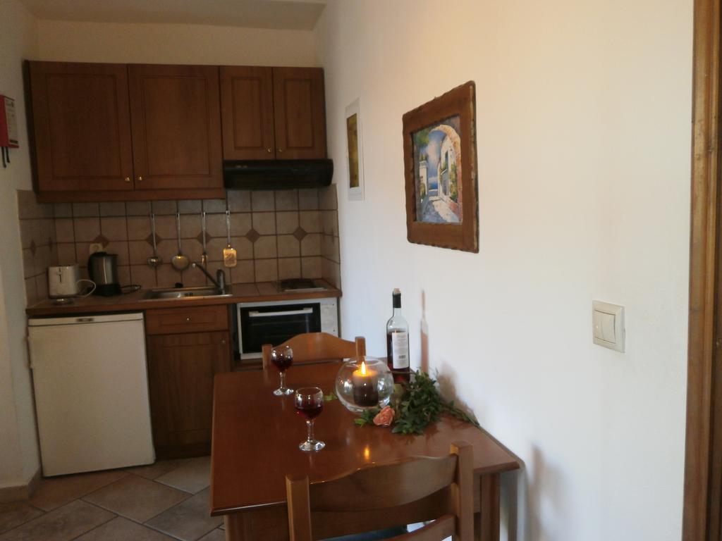 Eva Studios Kassiopi Ruang foto