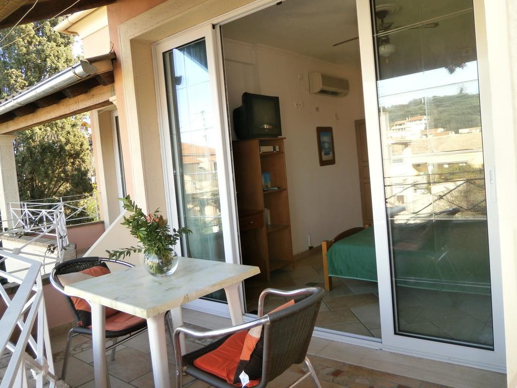 Eva Studios Kassiopi Bagian luar foto